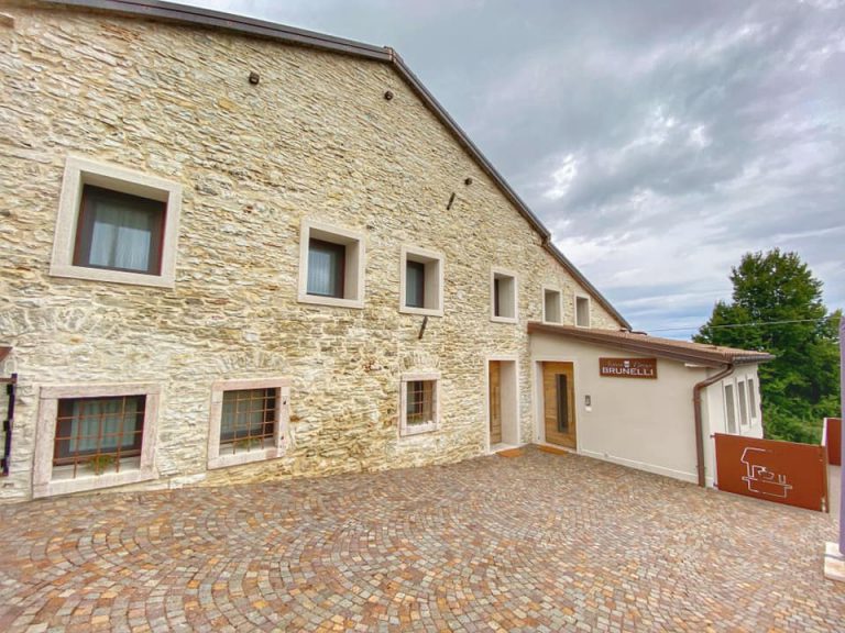 Antico Borgo Brunelli Albergo Diffuso